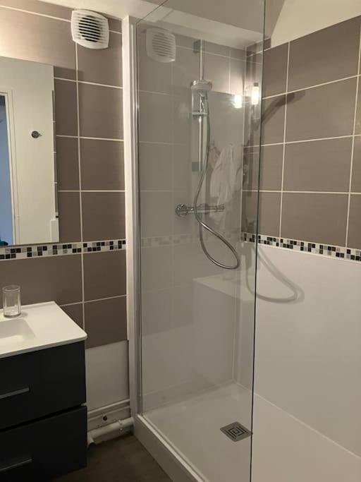 Appt Agreable Avec Balcon Au Sud-Ouest De Caen Apartment Exterior foto